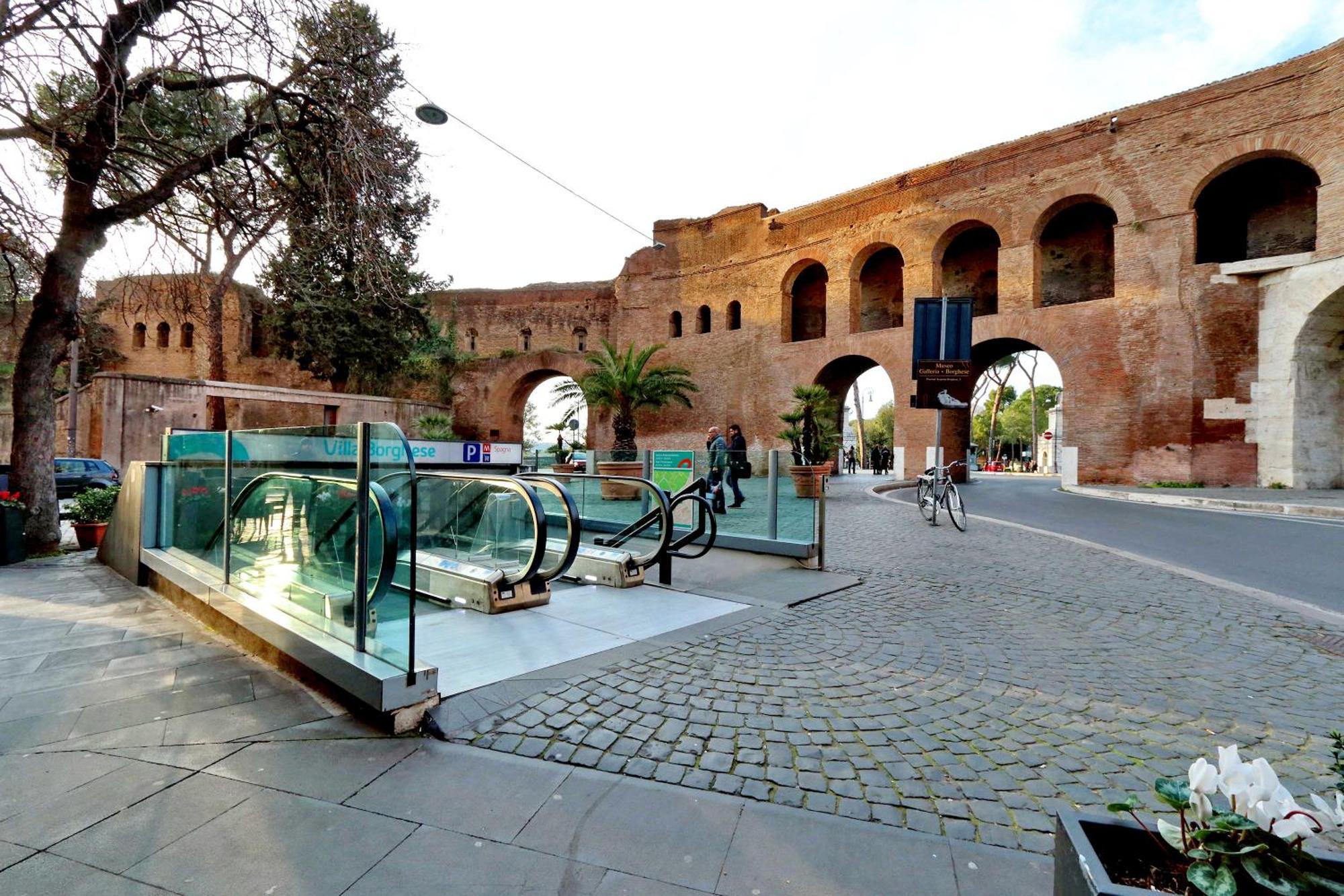 Spanish Gold Edition Rome Luaran gambar